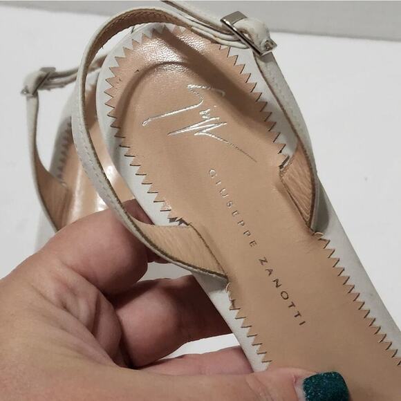GIUSEPPE Zanotti white bow‎ trimmed heeled sandals size 37 US size 7 6.5? - Picture 2 of 8